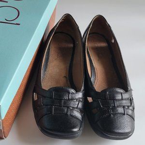Life Stride Driver Black Flats Size 6
